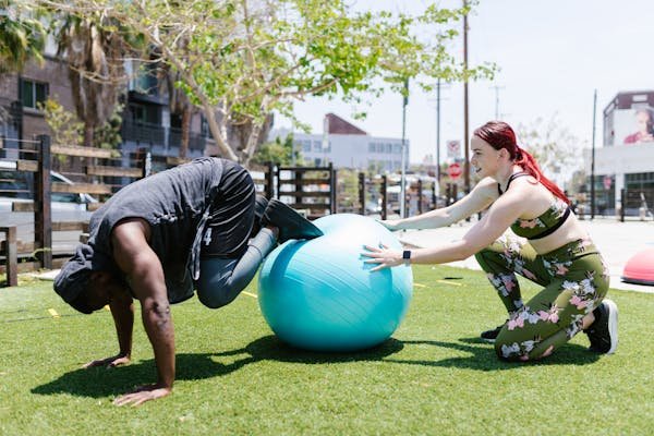 Atteignez vos objectifs de remise en forme au camp de fitness